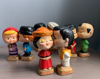 Kissing Bobble Heads - Etsy