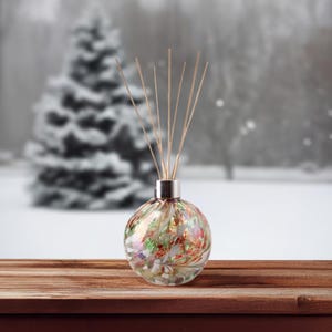 Luxury Reed Diffuser Mouth Blown Glass Sphere Red Green White Design