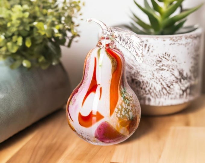 Mouth Blown Glass Apple Paperweight: Decorative Ornament