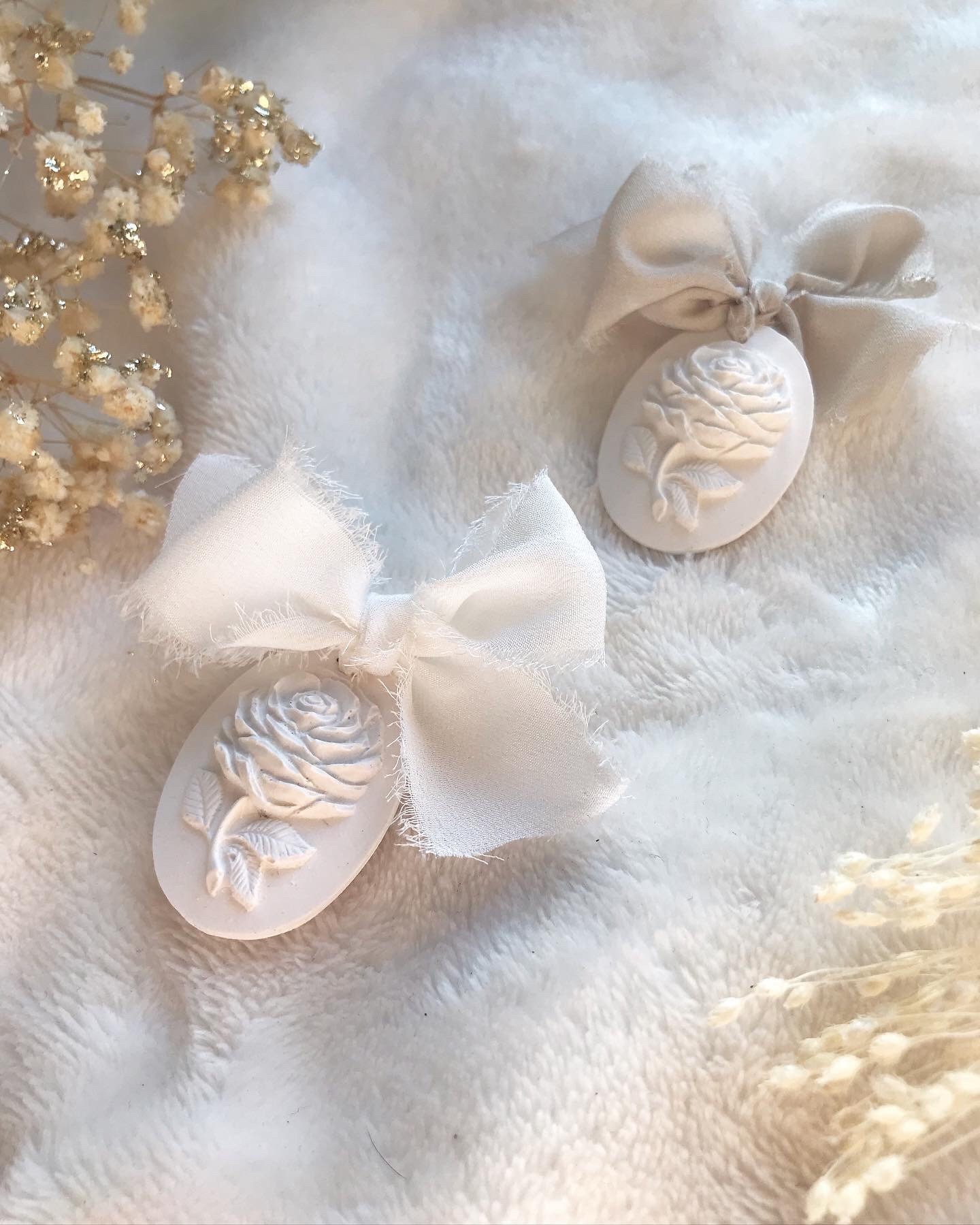 Décor en Plâtre Résine, Éternelle, Médaillon Ovale avec Une Rose