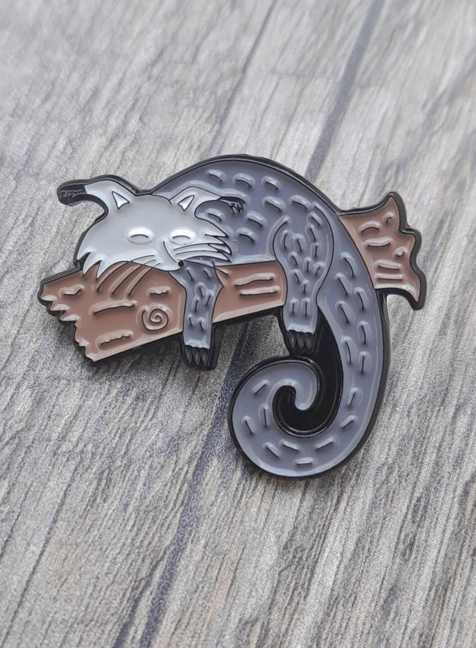 Binturong toy - Etsy 日本