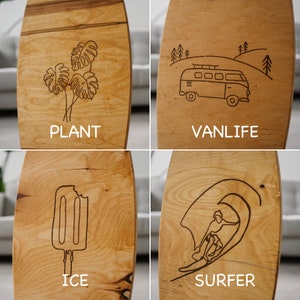 Handmade Balance Board mit Lasergravur I inkl. Korkrolle & Ständer I Ideal für Kinder und Erwachsene I Surfen, Wackelbrett, Skateboard, Holz Bild 6