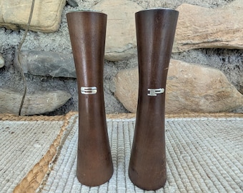 ヴィンテージチーク材のソルト＆ペッパーシェーカー：ミッド