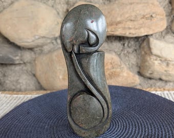 Vintage Shona Serpentine Stone Sculpture – Abstract Zimbabwe Carving – Modernist Figure – 8”