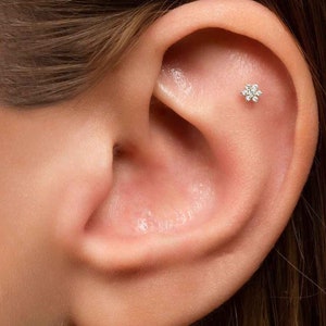 14K Solid Gold Daisy Ear Piercing | Flower CZ Piercing | Snow Flake Piercing | Flatback Stud| Dainty Gold Earring | Minimalist Earring