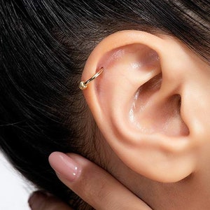 11MM Single Clicker Hoop Piercing in 14k Solid Gold | Women's Gold Piercing | Gold Hoop Earring | Plain Polished Hoop Earring | Gift for Her