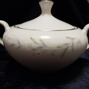 Vintage St. Regis Fine China, Made in Japan, Creamer and Sugar Bowl with Lid Set, Made 1940&#39;s