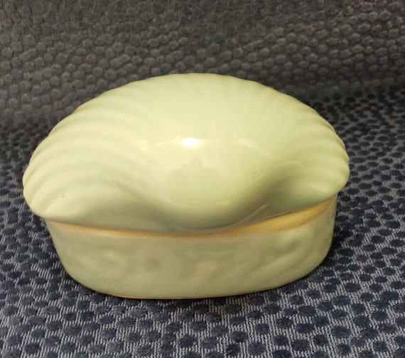 Pale Sea Green Sea Shell Ceramic Trinket Box - image 2