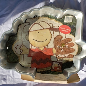 Charlie Brown Baseball Cake Pan - Vintage Wilton 1950