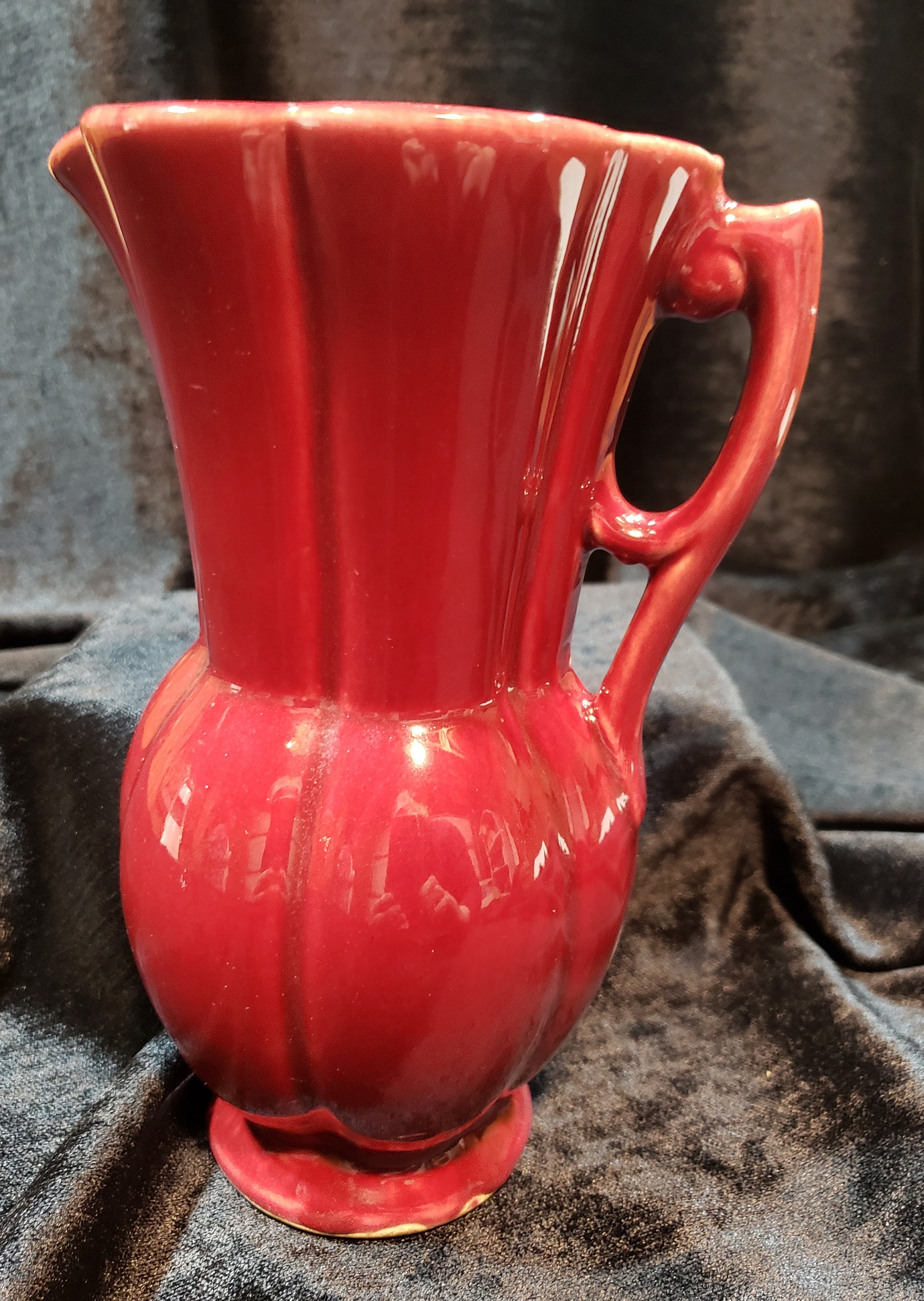 Vintage Burgundy Pitcher/Vase Marked USA Etsy 日本