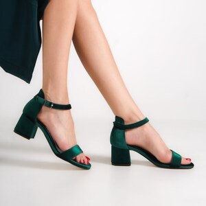 Velvet low heels discount