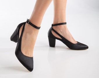 SCHWARZE SATIN-SCHUHE, Braut Ankle Heels, schwarze Streifen-Schuhe, moderne Frauen-Satin-Schuhe, schwarze mittlere Hochzeits-Schuhe mit Absatz, Geschenk für die Braut