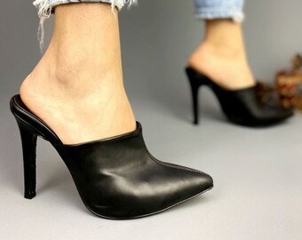 closed toe mule heels