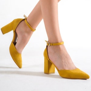 Mustard closed toe clearance heels