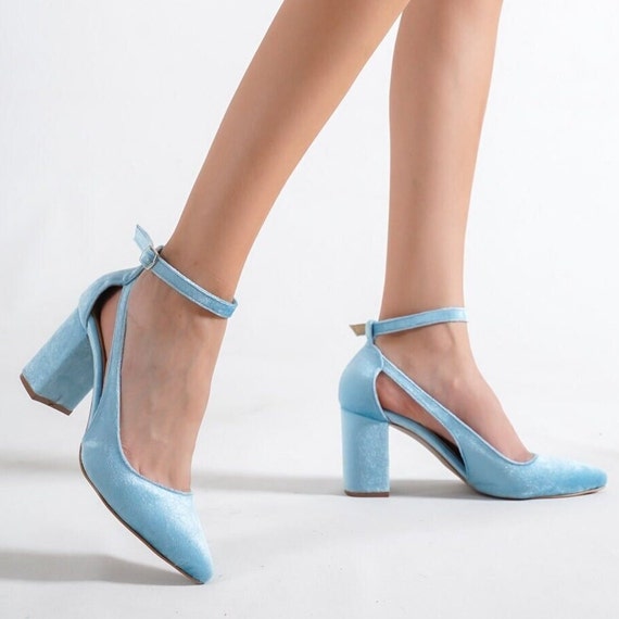 Navy store velvet pumps