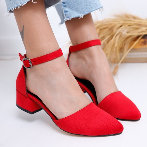 low heeled dress shoes