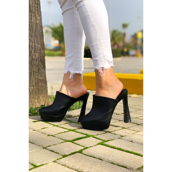 BLACK Vegan Leather Clogs Shoes Closed 