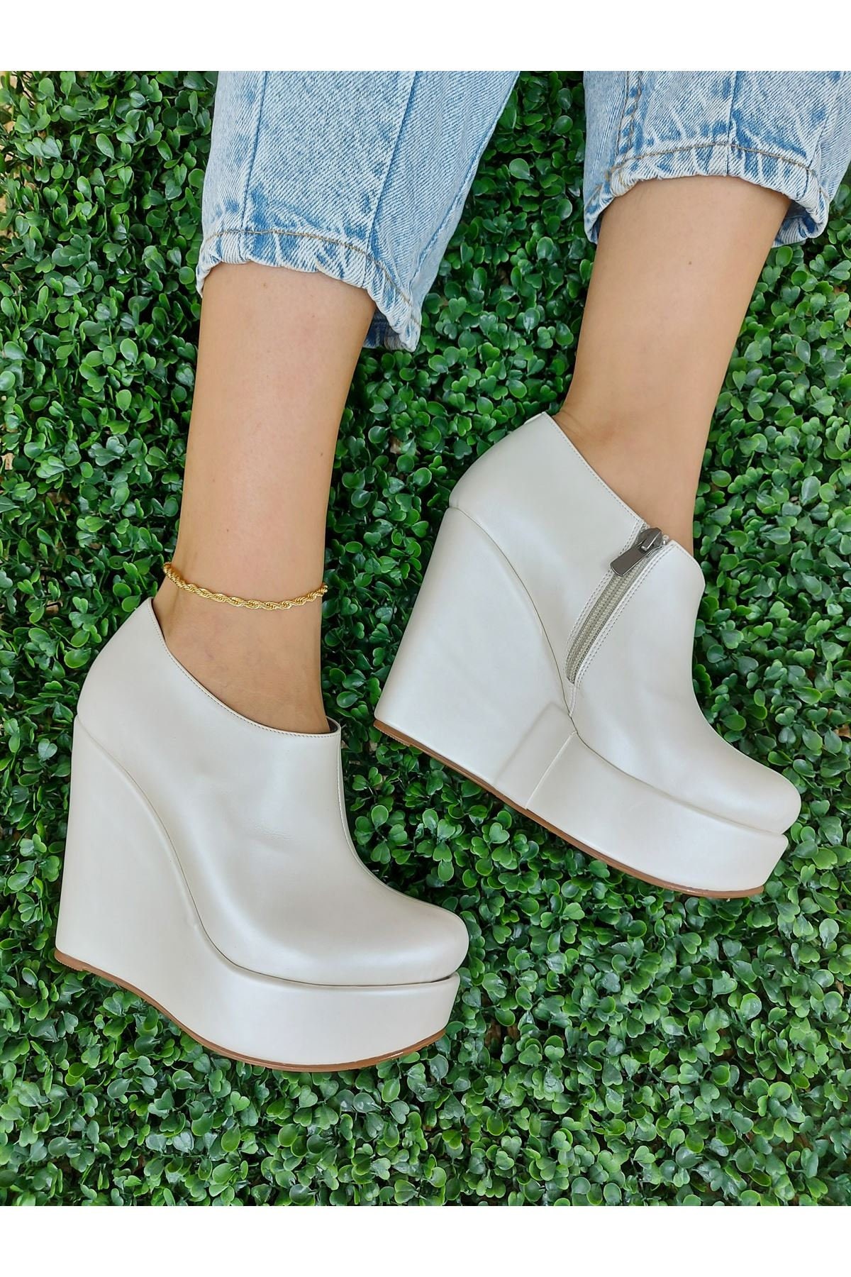 Soft Style by Hush Puppies Women's Ocean Wedge Sandal >>> Nice of your presence to drop by to vi 