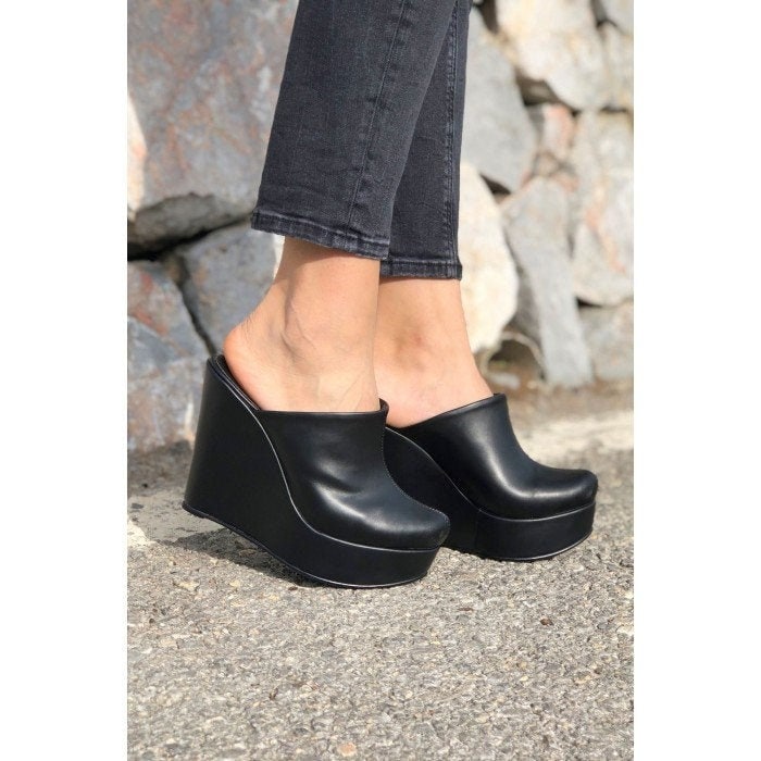 platform wedges closed toe