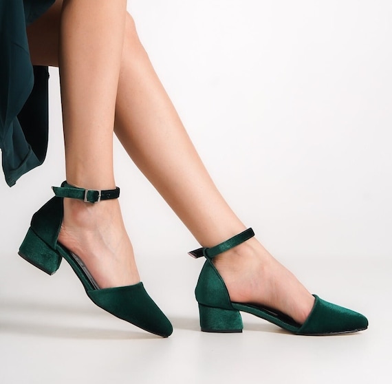 green dress shoes womens