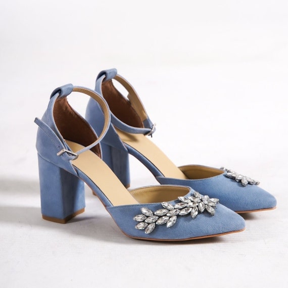 MADEMOISELLE LACE POINTED HEELS 9CM WITH SWAROVSKI CRYSTAL - BABY BLUE |  Royale Collier