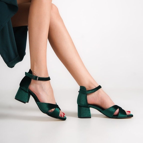 Hunter Green Wedding Shoes with Block Heel Green Bridesmaids Shoes – Custom  Wedding Shoes by A Bidda Bling