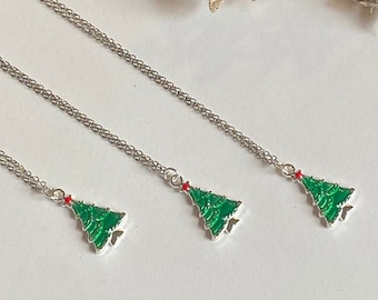 Christmas tree necklace, Xmas necklace, holiday jewelry, Christmas charm necklace, Christmas pendant necklace, Christmas gift, holiday gifts