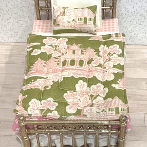 Quilted comforter and pillow set for Lundby bed 16th scale (NOT BED)