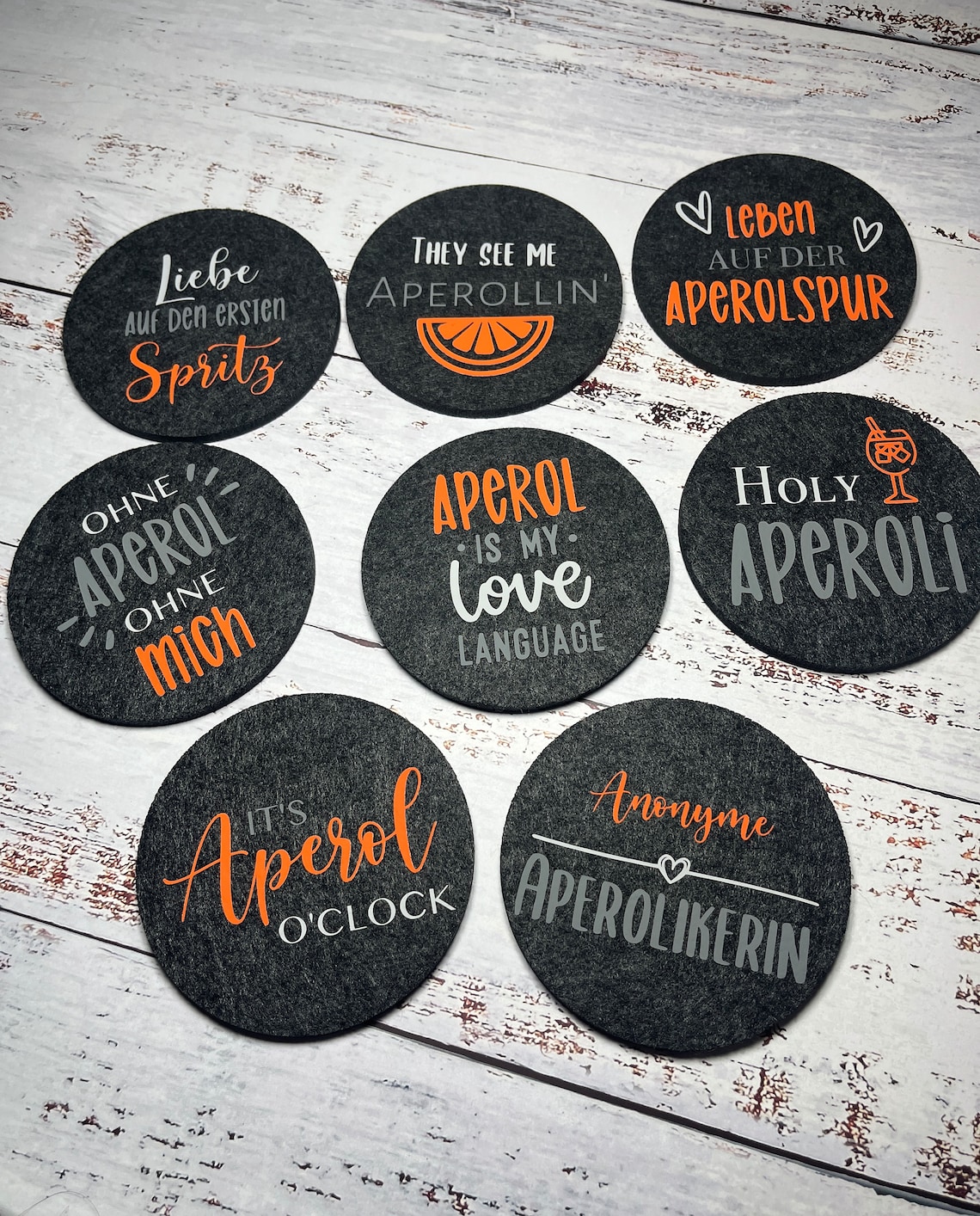 16-teiliges Aperol Geschenkset - 10 Filz Untersetzer & 6 Glas Strohhalme Mit Orangen-Design