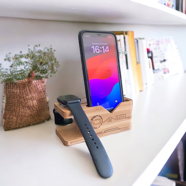 Geschenke für Männer personalisiertes Weihnachtsgeschenk Freund Handyhalterung Smartphone Docking Station Holz graviert Organizer