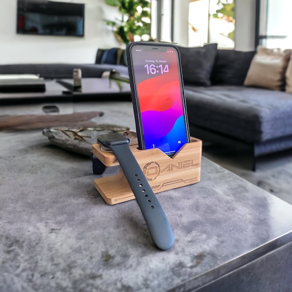 Geschenk für Männer personalisiert Handyhalterung Smartphone Docking Station Ladestation Holz Geschenk Papa Weihnachten Freund Geschenk