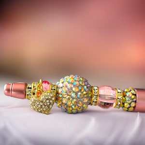 Rose Blush-kralenpen met hartbedel: bling-bruiloftpen
