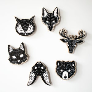 Wooden Animal Magnet / Fox Magnet / Cat Magnet / Bear Magnet / Deer Magnet / Bat Magnet / Owl Magnet / Animal Refrigerator Magnet
