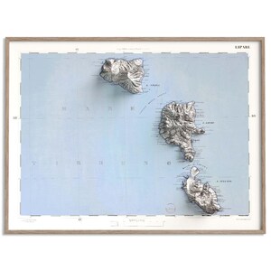 Carte topographique de Lipari (Italie) de 1873 - carte en relief ombragé affiche 2D, décoration murale beaux-arts, impression cadeau vintage, art de voyage géographie