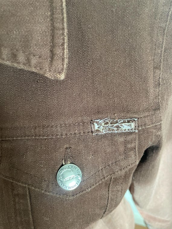 Brown light jacket with back patch DIY - image 8