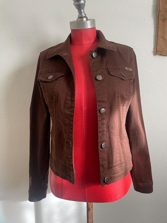 Brown light jacket with back patch DIY - image 4