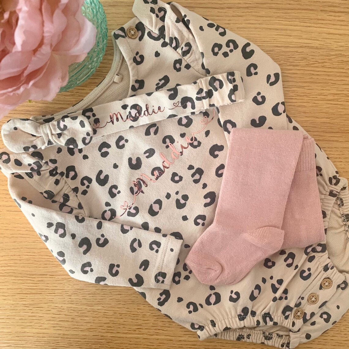 Personalised leopard print baby outfit. Newborn. Baby girl. Etsy