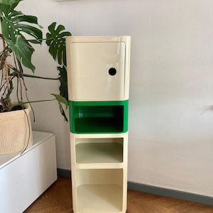 Armoire Kartell originale vintage 4979 / 4970 par Anna Castelli / Componibili / Table de chevet en plastique / Table basse / Table d'appoint / Space Age