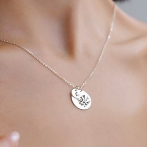 Frog Necklace, Dainty Animal Engraved Necklace, Amphibian Frog Pendant, Gold Tree Frog Jewelry, Silver Frog Charm, Rose Animal Gift for Her