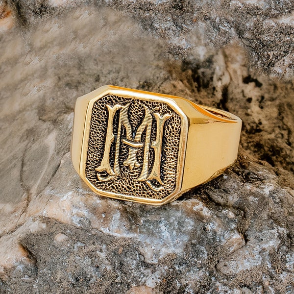 Gold Signet Ring-Personalized Engagement Ring-Engraved Men Ring-Signet Ring-Monogram Ring-Personalized Jewelry-Signet Ring-Monogram Jewelry