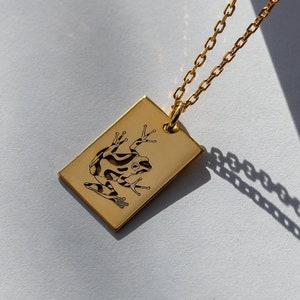 Frog Necklace, Dainty Animal Engraved Necklace, Amphibian Frog Pendant, Gold Tree Frog Jewelry, Silver Frog Charm, Rose Animal Gift for Her