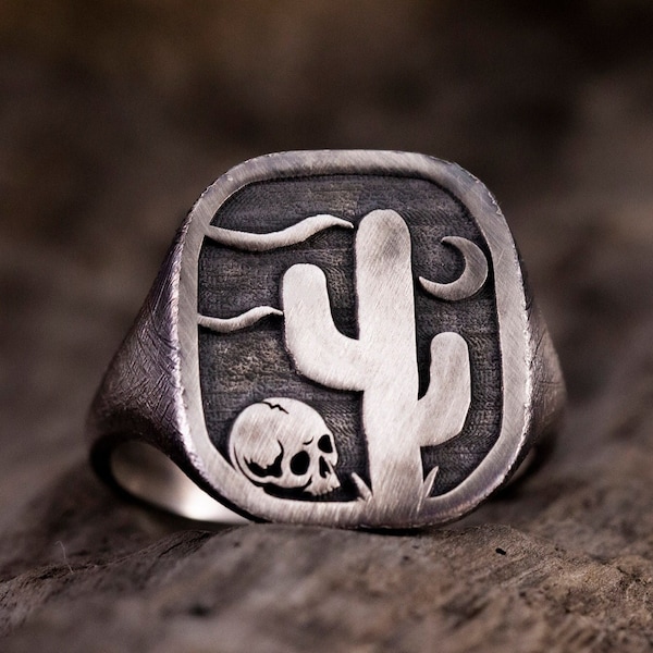 Cactus Signet Ring, Western Pinky Ring, Rustic Mens Ring, Unique Boyfriend Gift, Oxidized Texas Ring, Arizona Ring, Skull Ring, Gift for Him