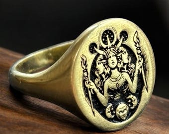 Hecate Ring, Moon Goddess Signet Ring Woman, Witch Pinky Ring Men, Triple Goddess Jewelry, Celtic Gift Him, Artemis Selene Sisters Gift Her