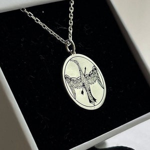 Albatross Necklace, The Great Wandering Albatross Pendant, Oval Animal Pendant, Sterling Silver Ring, Travellers Necklace, Gifts for Her