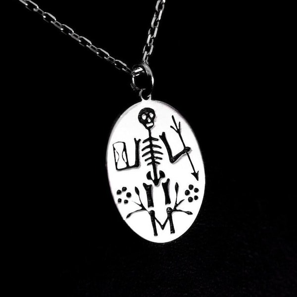 Memento Mori - Amor Fati Silver Neckace, Personalized Memento Mori Pendant, Dainty Amor Fati Jewelry, Skull Pendant, Stoic Silver Necklace