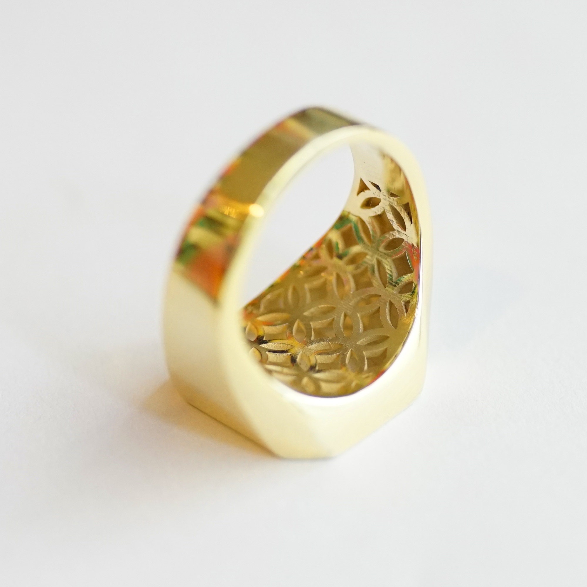 Gold Signet Ring, Personalized Engagement Ring, Engraved Men Ring, Signet Ring, Monogram Ring, Personalized Jewelry, Signet Ring, Monogram Jewelry