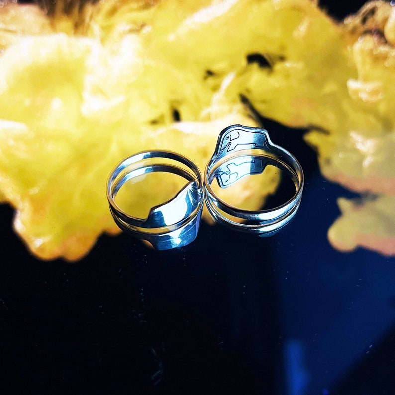 La bague en argent du Petit Prince, la bague éléphant caché, un chapeau ou une bague boa, une bague remplie dor, des bijoux littéraires, un cadeau surprise, des cadeaux pour elle image 1