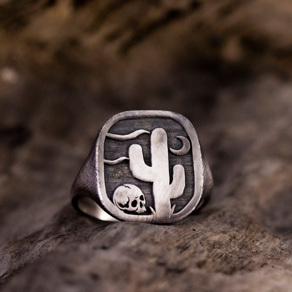 Cactus Signet Ring, Western Pinky Ring, Rustic Mens Ring, Unique Boyfriend Gift, Oxidized Texas Ring, Arizona Ring, Skull Ring, Gift for Him