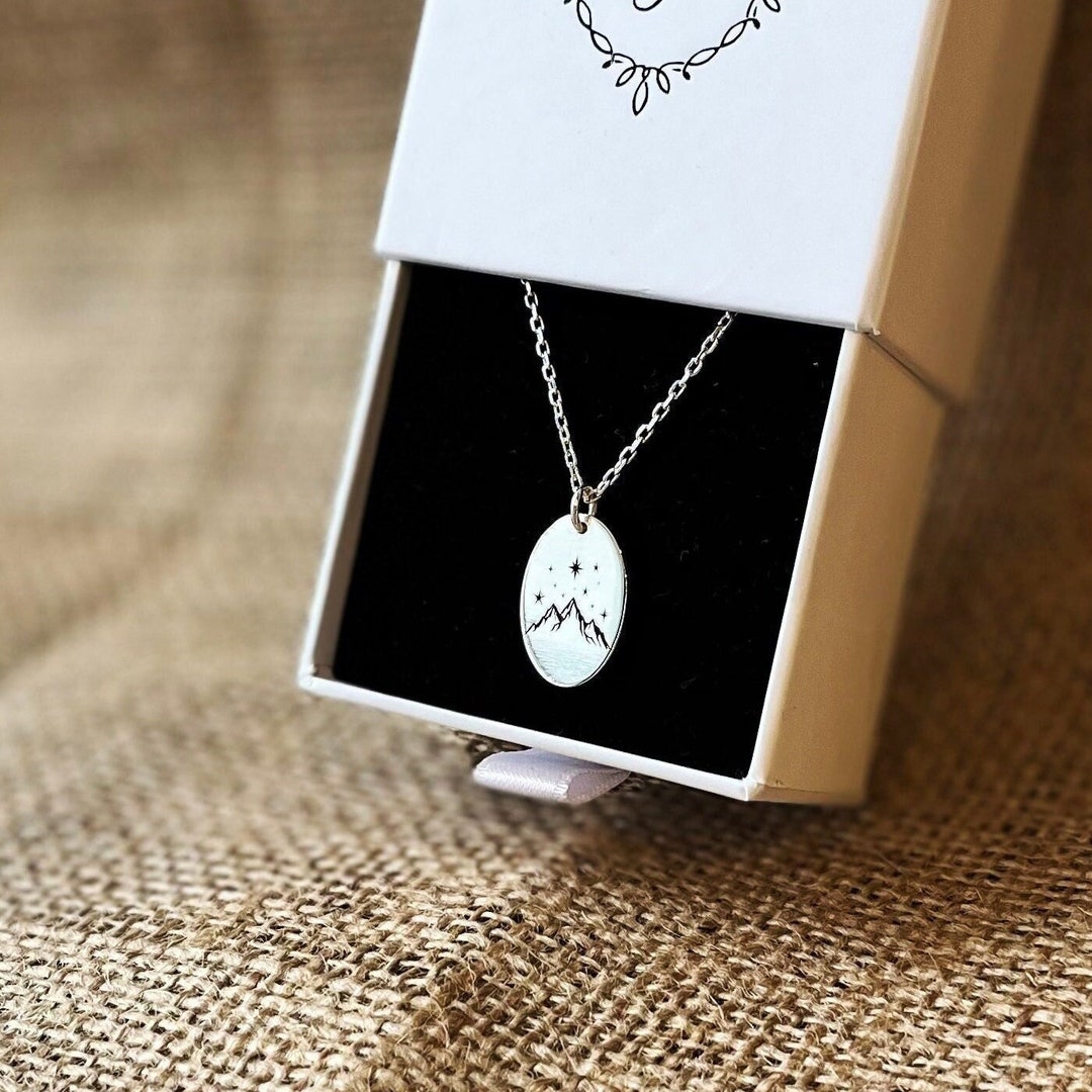 thumbnail image 2 of OKEYCH ACOTAR Gift Velaris Night Court Necklace A Court Of Thorns 2 of 13