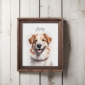 Puede incluir: Una impresi&oacute;n enmarcada de un perro con pelaje marr&oacute;n y blanco. El perro sonr&iacute;e y tiene el nombre "Lucky" escrito encima.